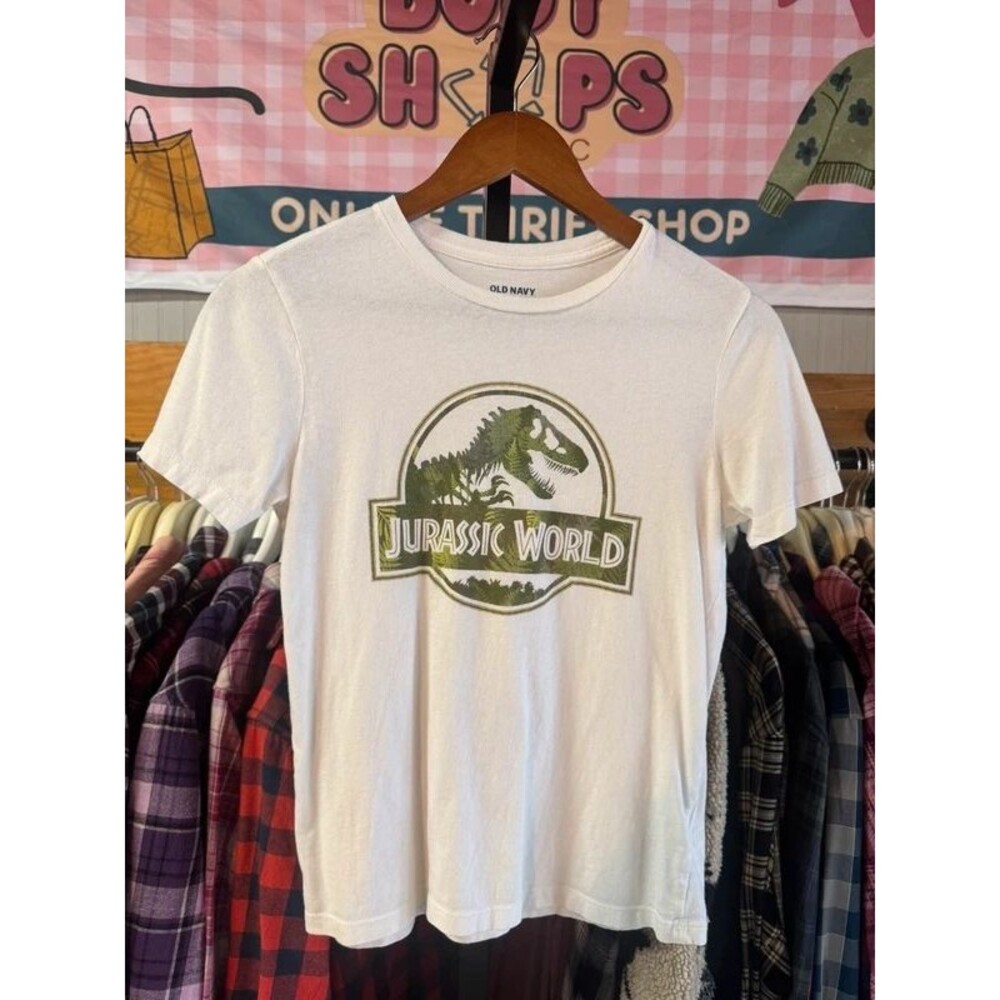 Old navy Jurassic world 10/12 tee